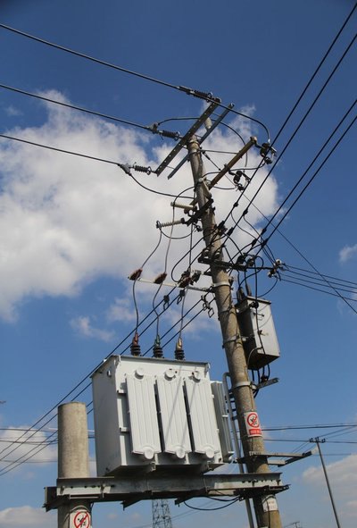 如何計算變壓器一，二次的電流及導線電纜的安全載流量計算 